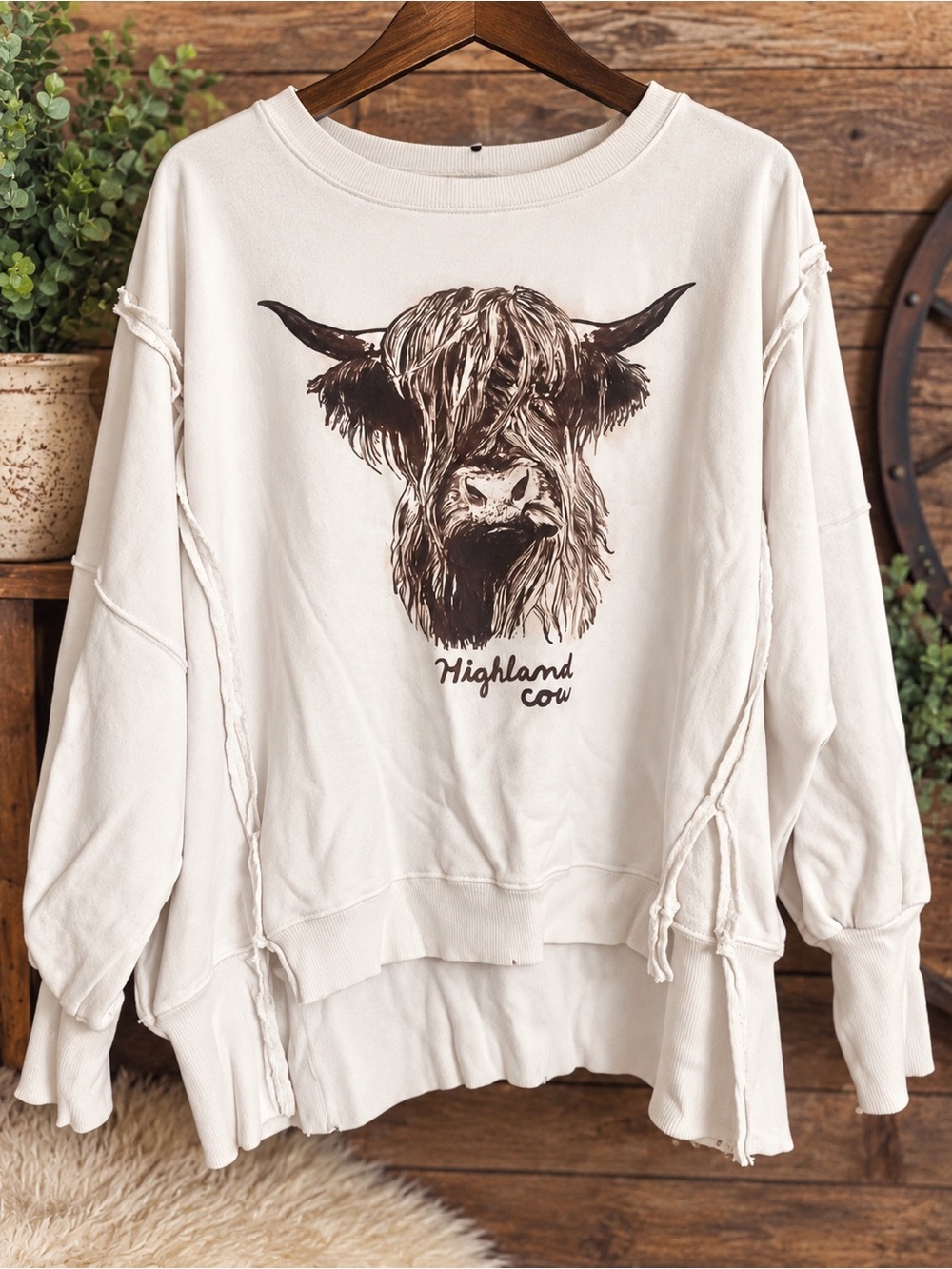 We The Free Cream Highland Cow Graphic Pullover Sweatshirt